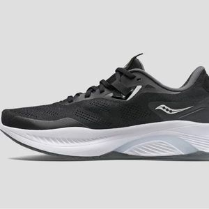 SAUCONY GUIDE 15. W9.5